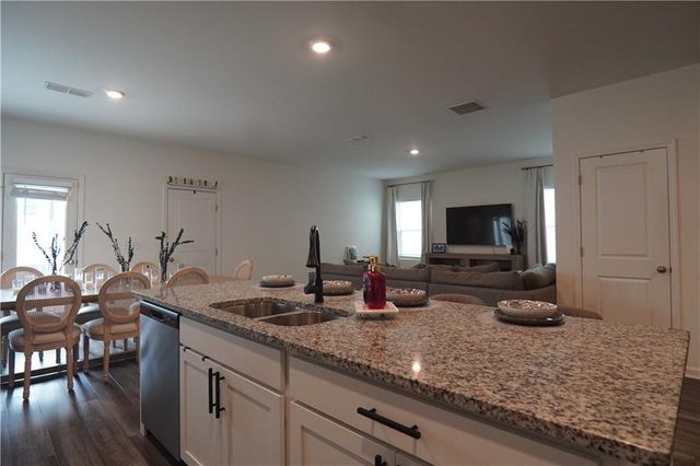 28 Elmarry Lane, Bethlehem, GA 30620