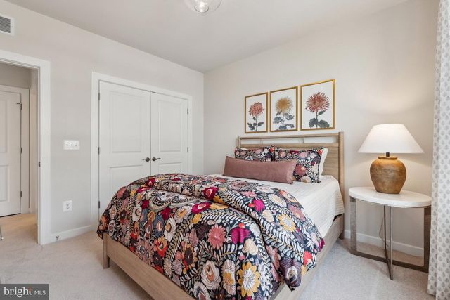 1043 INFERNO TER SE, Leesburg, VA 20175