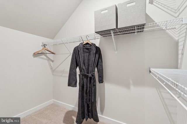 1043 INFERNO TER SE, Leesburg, VA 20175