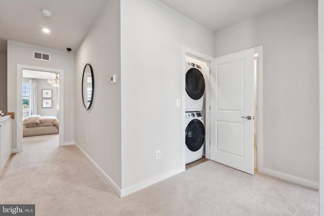 1043 INFERNO TER SE, Leesburg, VA 20175