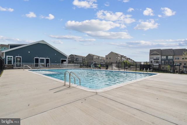1043 INFERNO TER SE, Leesburg, VA 20175