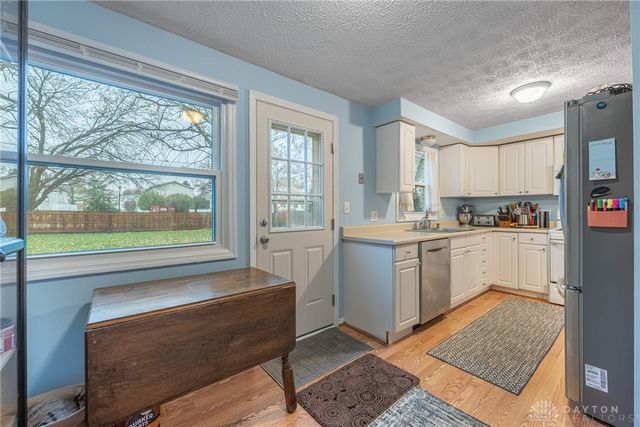 164 Waterford Drive, Centerville, OH 45458