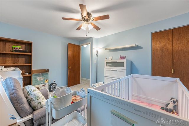 164 Waterford Drive, Centerville, OH 45458