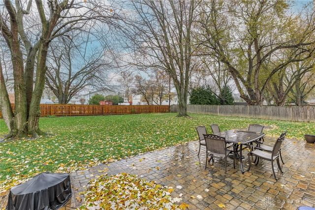 164 Waterford Drive, Centerville, OH 45458