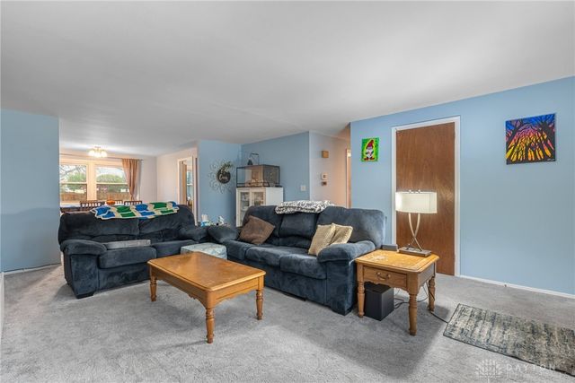 164 Waterford Drive, Centerville, OH 45458