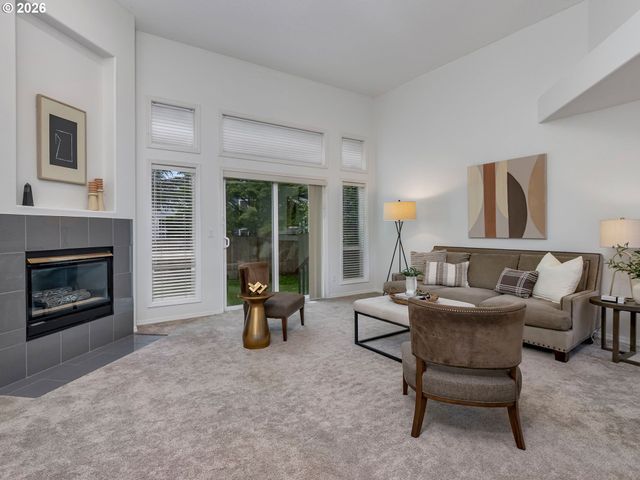 8720 Sw STONO Dr, Tualatin, OR 97062