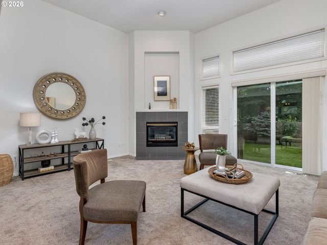 8720 Sw STONO Dr, Tualatin, OR 97062