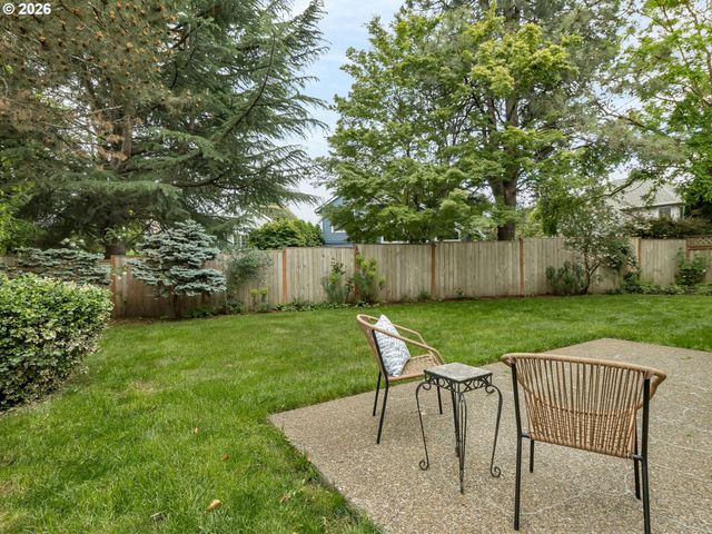 8720 Sw STONO Dr, Tualatin, OR 97062