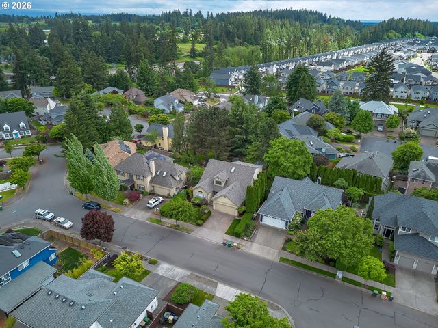 8720 Sw STONO Dr, Tualatin, OR 97062