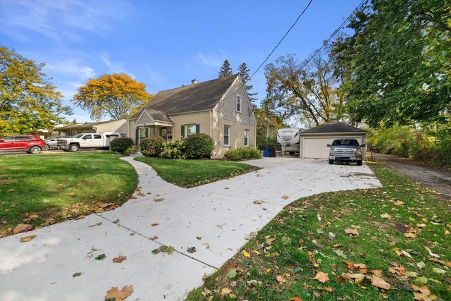 3550 Osborne BOULEVARD, Racine, WI 53405