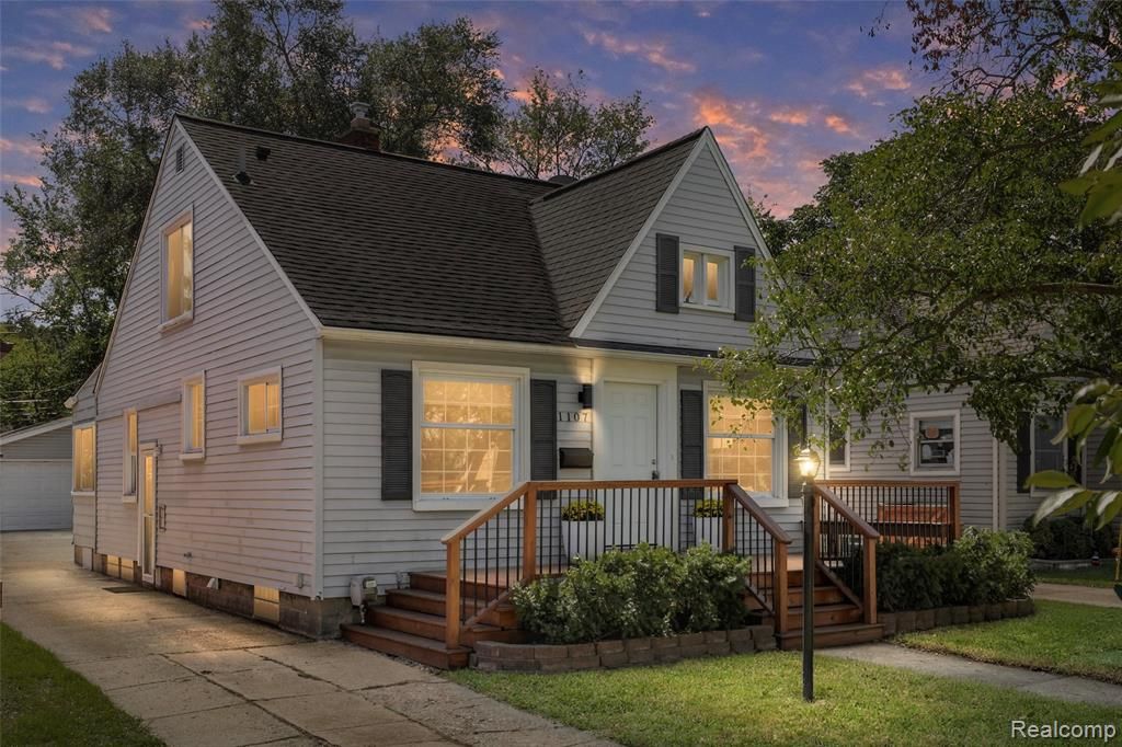 1107 Alberta Street, Ferndale, MI 48220