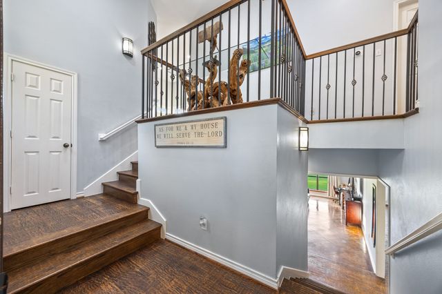 310 James Drive, Heath, TX 75032