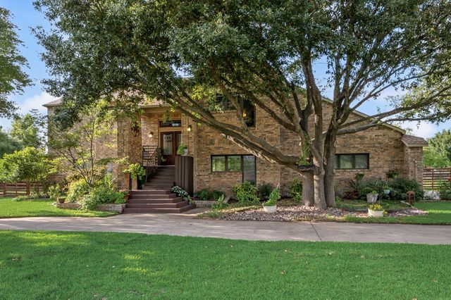 310 James Drive, Heath, TX 75032