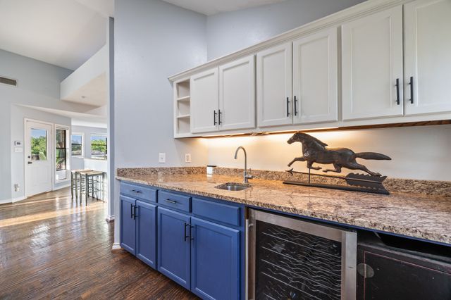 310 James Drive, Heath, TX 75032