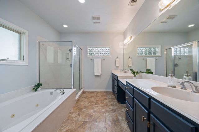 310 James Drive, Heath, TX 75032