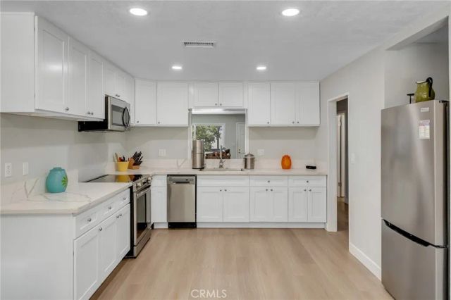 18310 Santa Fe, San Bernardino, CA 92407