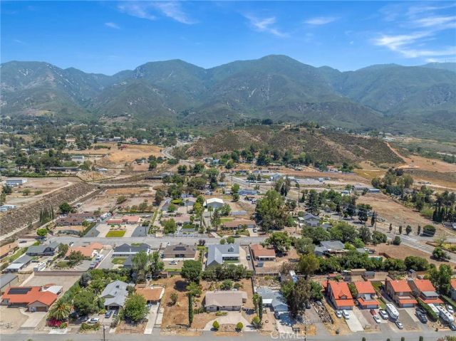 18310 Santa Fe, San Bernardino, CA 92407