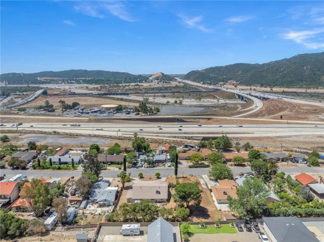 18310 Santa Fe, San Bernardino, CA 92407