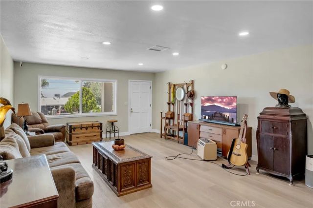 18310 Santa Fe, San Bernardino, CA 92407