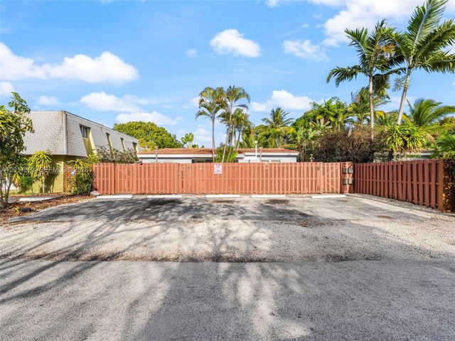 1432 NE 5th Avenue, Fort Lauderdale, FL 33304