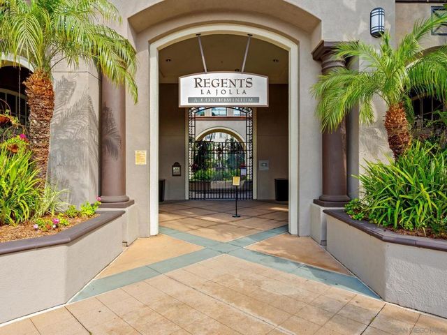 9263 Regents Rd B302, La Jolla, CA 92037