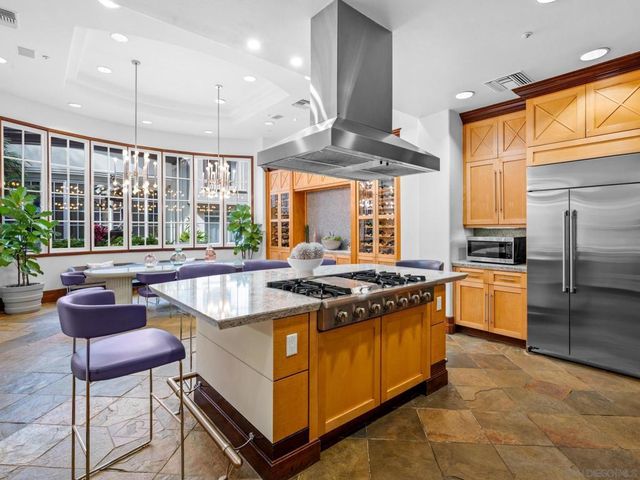 9263 Regents Rd B302, La Jolla, CA 92037