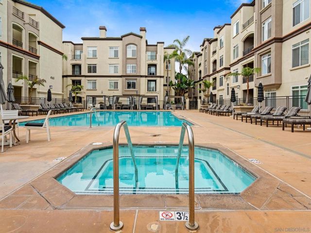 9263 Regents Rd B302, La Jolla, CA 92037