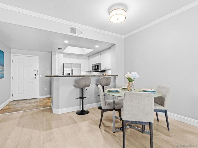 9263 Regents Rd B302, La Jolla, CA 92037