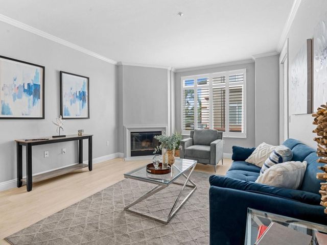 9263 Regents Rd B302, La Jolla, CA 92037