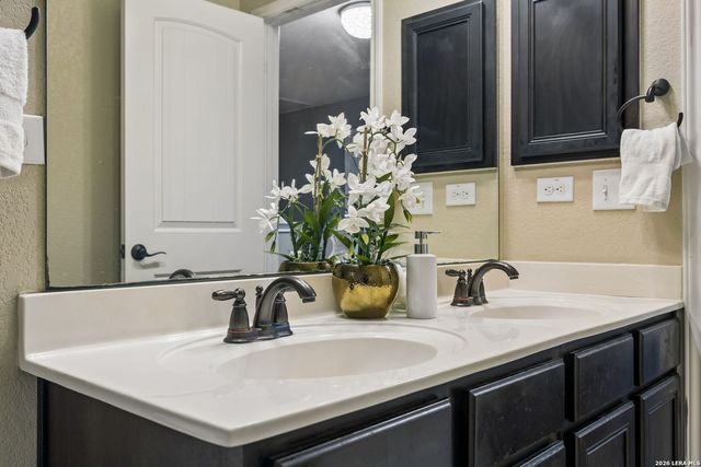 4031 Calle De Cobre, San Antonio, TX 78257
