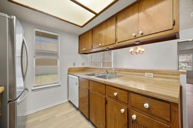 800 E Central DR, Georgetown, TX 78628