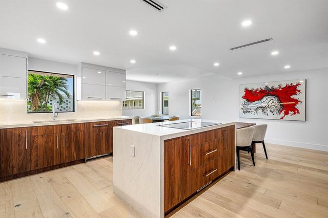 1222 Hillsboro Mile 24, Hillsboro Beach, FL 33062