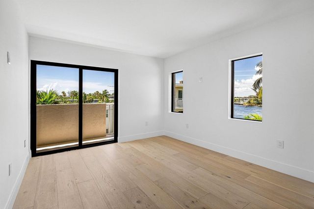 1222 Hillsboro Mile 24, Hillsboro Beach, FL 33062