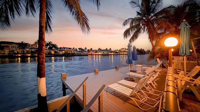 1222 Hillsboro Mile 24, Hillsboro Beach, FL 33062