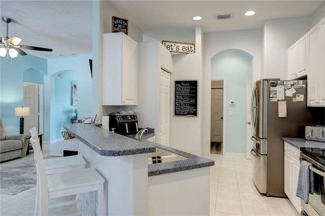 632 Hatteras Court SW, Vero Beach, FL 32968