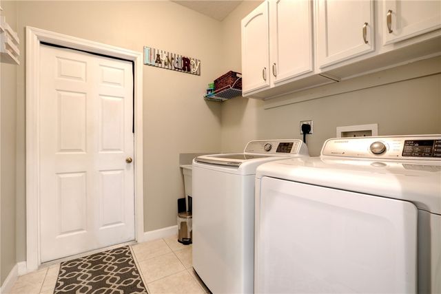 632 Hatteras Court SW, Vero Beach, FL 32968