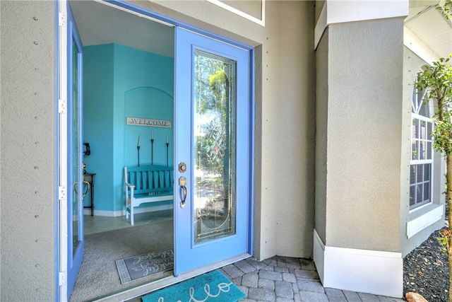 632 Hatteras Court SW, Vero Beach, FL 32968