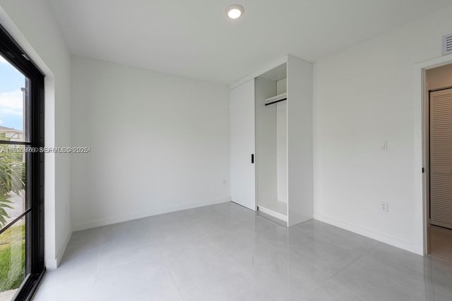 1327 NW 2nd Ln 1327, Florida City, FL 33034