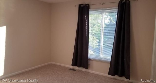 1728 Hiview Court, Bloomfield Hills, MI 48302