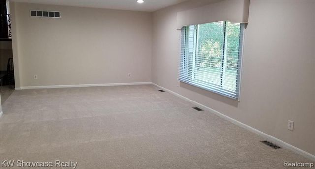 1728 Hiview Court, Bloomfield Hills, MI 48302