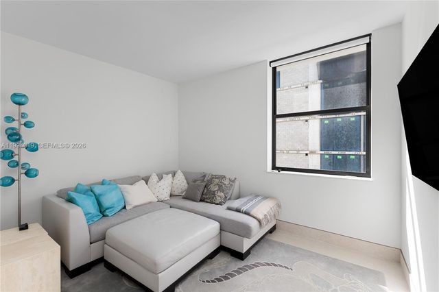 10201 E Bay Harbor Dr 507, Bay Harbor Islands, FL 33154