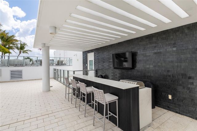 10201 E Bay Harbor Dr 507, Bay Harbor Islands, FL 33154