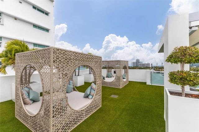 10201 E Bay Harbor Dr 507, Bay Harbor Islands, FL 33154