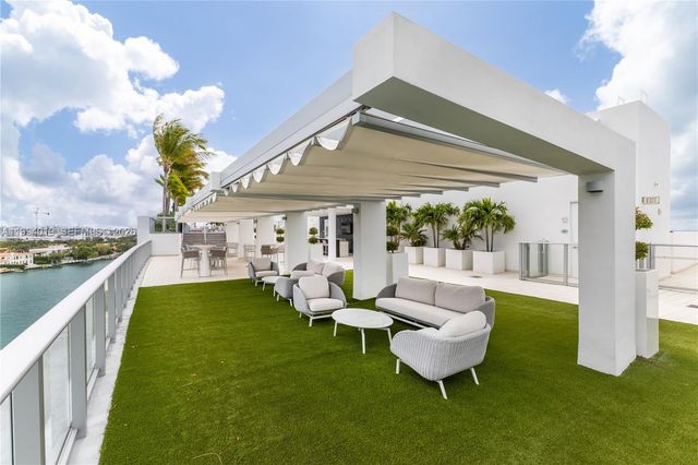 10201 E Bay Harbor Dr 507, Bay Harbor Islands, FL 33154