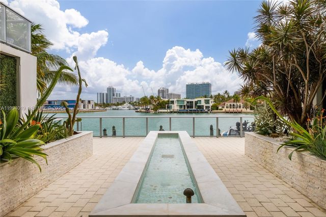 10201 E Bay Harbor Dr 507, Bay Harbor Islands, FL 33154