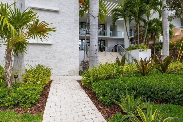 10201 E Bay Harbor Dr 507, Bay Harbor Islands, FL 33154