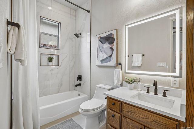 24927 ESTANCIA CIR, San Antonio, TX 78260