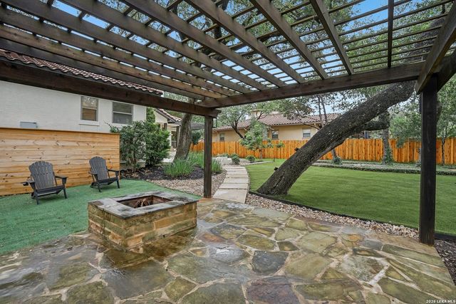24927 ESTANCIA CIR, San Antonio, TX 78260