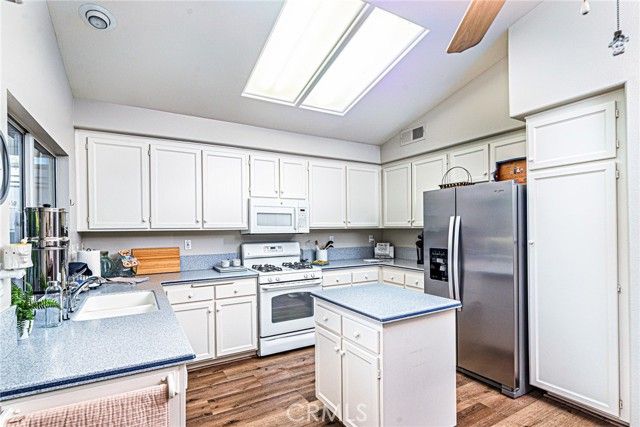 40314 Via Calidad, Murrieta, CA 92562