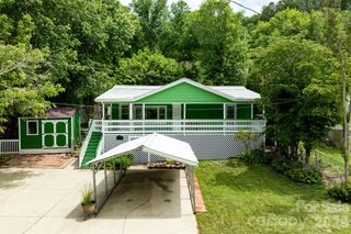 389 Rollins Road, Marshall, NC 28753